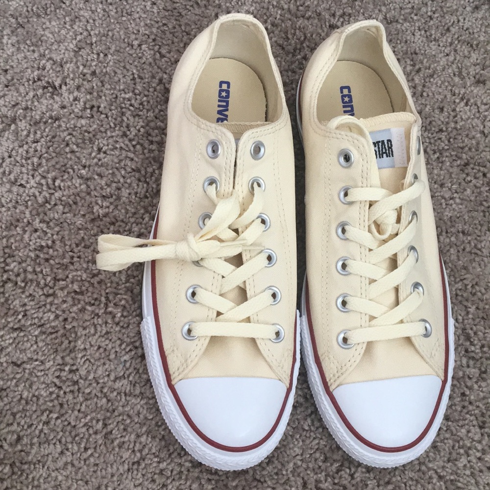 Banana cream colored Converse